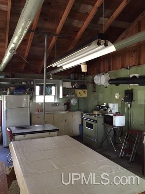 E6935 Section 36 Road Wetmore, MI 49895 - Photo 6 of 9 Gallery Image 6