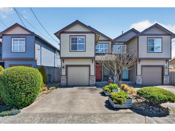 $569,999 | 1061 South Columbia Street, Seaside, OR 97138