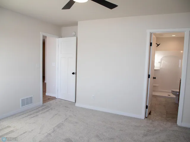 $539,999 | 304 Neuman Boulevard, Colfax, ND 58018