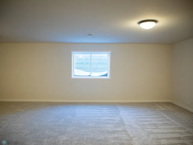 $539,999 | 304 Neuman Boulevard, Colfax, ND 58018