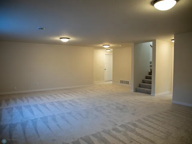 $539,999 | 304 Neuman Boulevard, Colfax, ND 58018