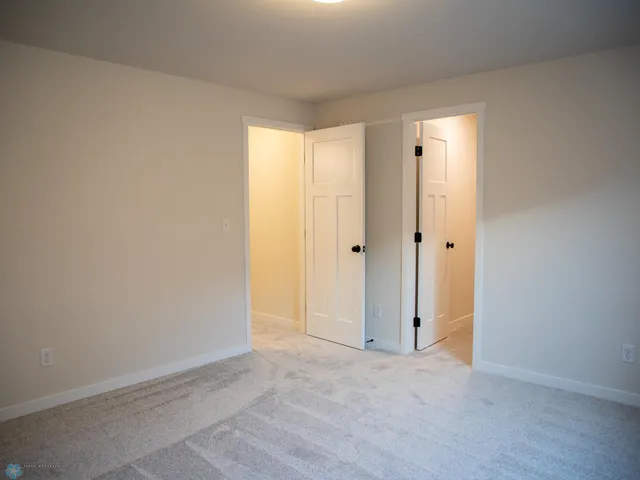 $539,999 | 304 Neuman Boulevard, Colfax, ND 58018