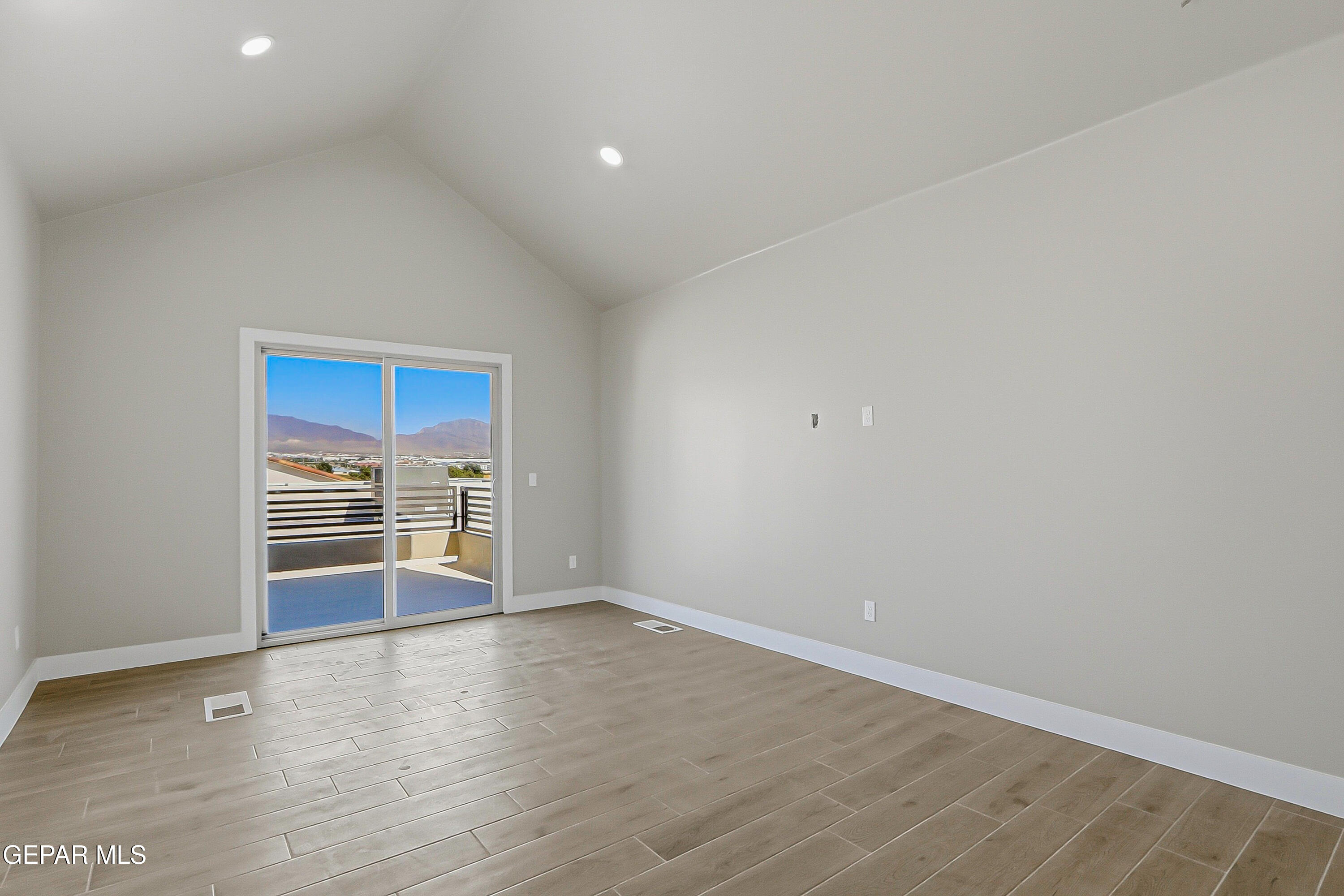 320 Rio El Rancho Court El Paso, TX 79932 - Photo 52 of 54 43