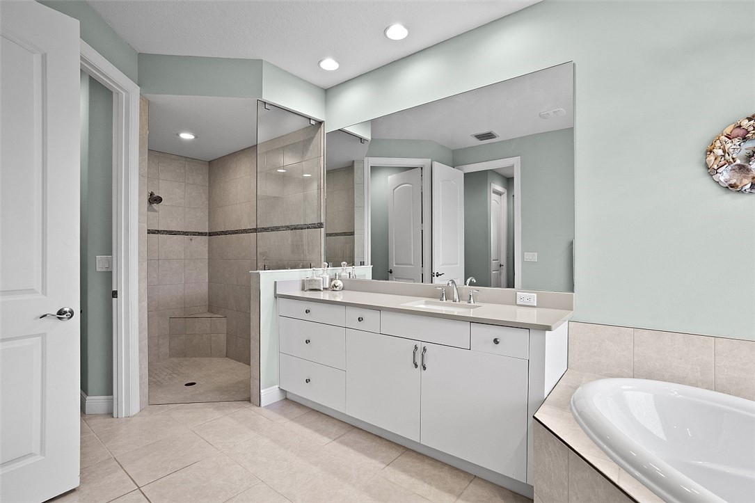 8280 Halbert Lane Vero Beach, FL 32968 - Photo 15 of 36