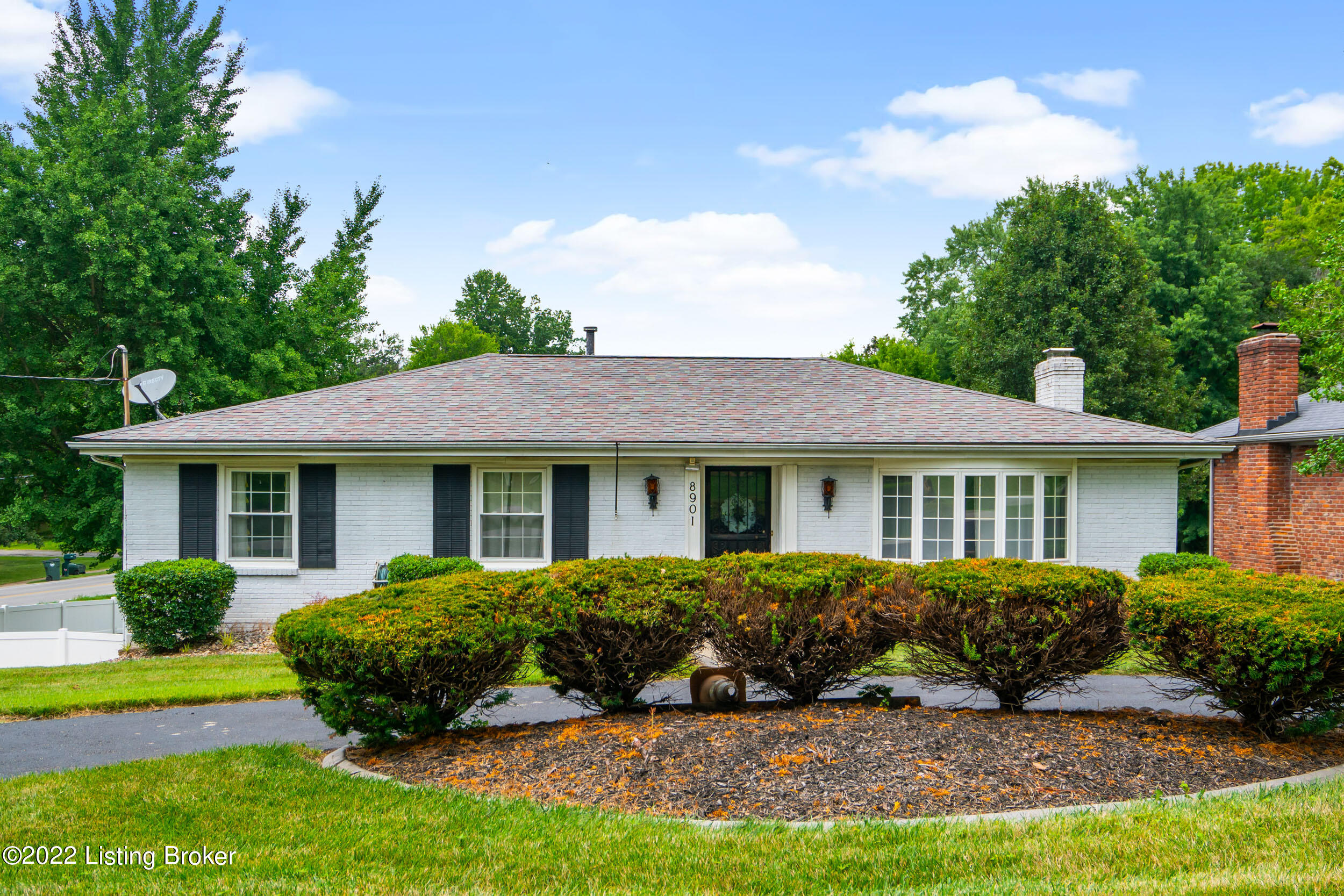 8901 La Costa Road Louisville, KY 40299 - Photo 1 of 50 8901 La Costa Road-01