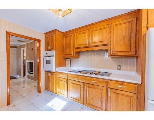 64 Bellevue Road Andover, MA 01810 - Photo 16 of 33