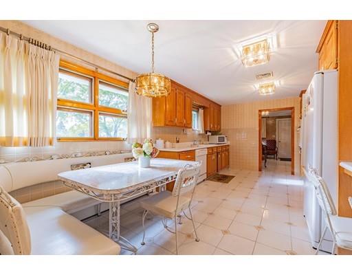 64 Bellevue Road Andover, MA 01810 - Photo 10 of 33