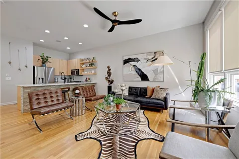$775,000 | 514 Oak Street, Kansas City, MO 64106