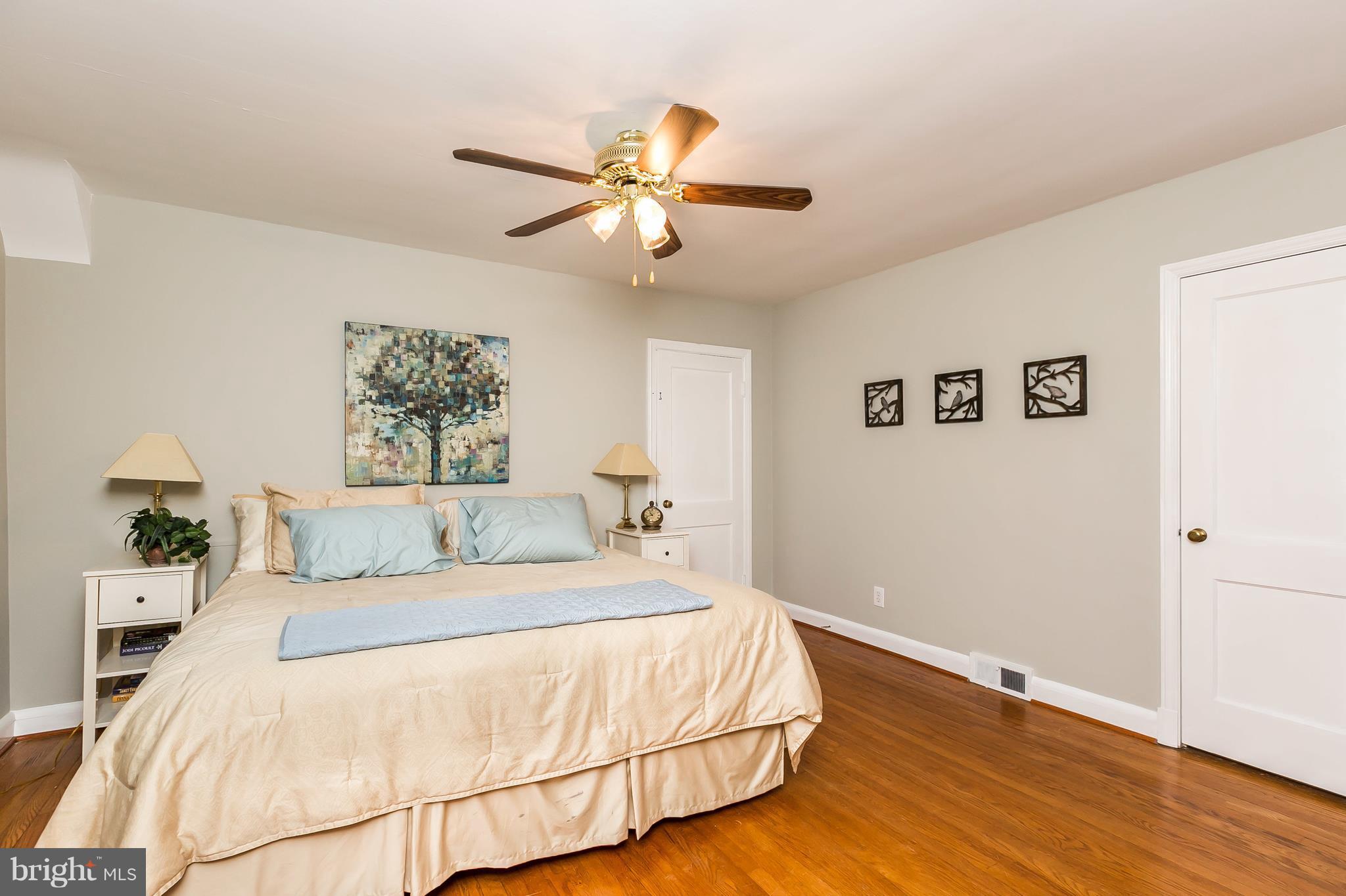 22 Dunvegan Road Baltimore, MD 21228 - Photo 19 of 30 Ceiling fans for year round comfort