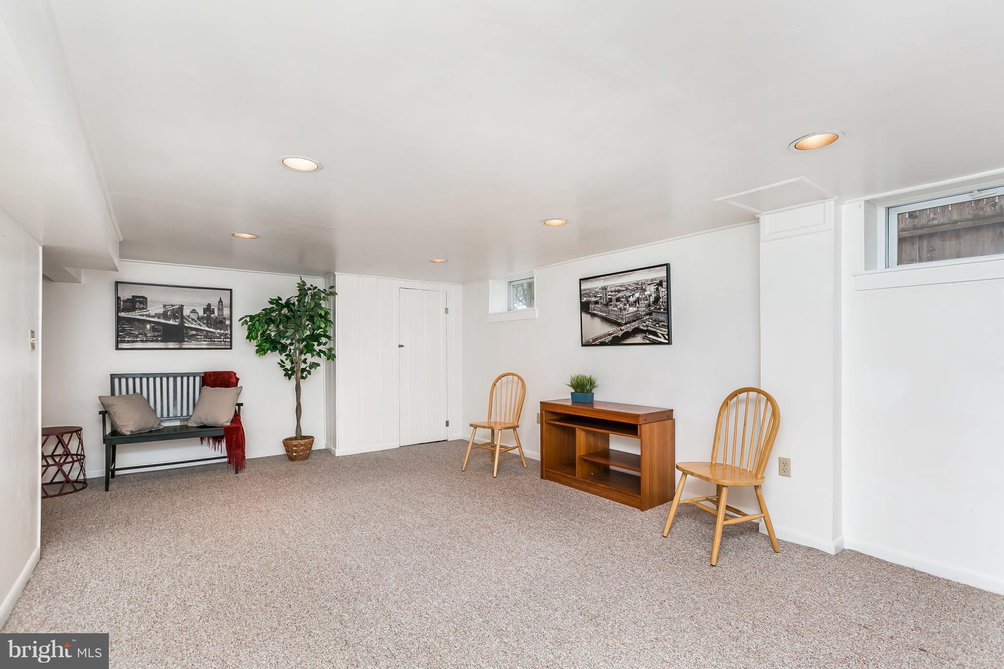 22 Dunvegan Road Baltimore, MD 21228 - Photo 22 of 30 Nicely finished Family Room, very spacious!
