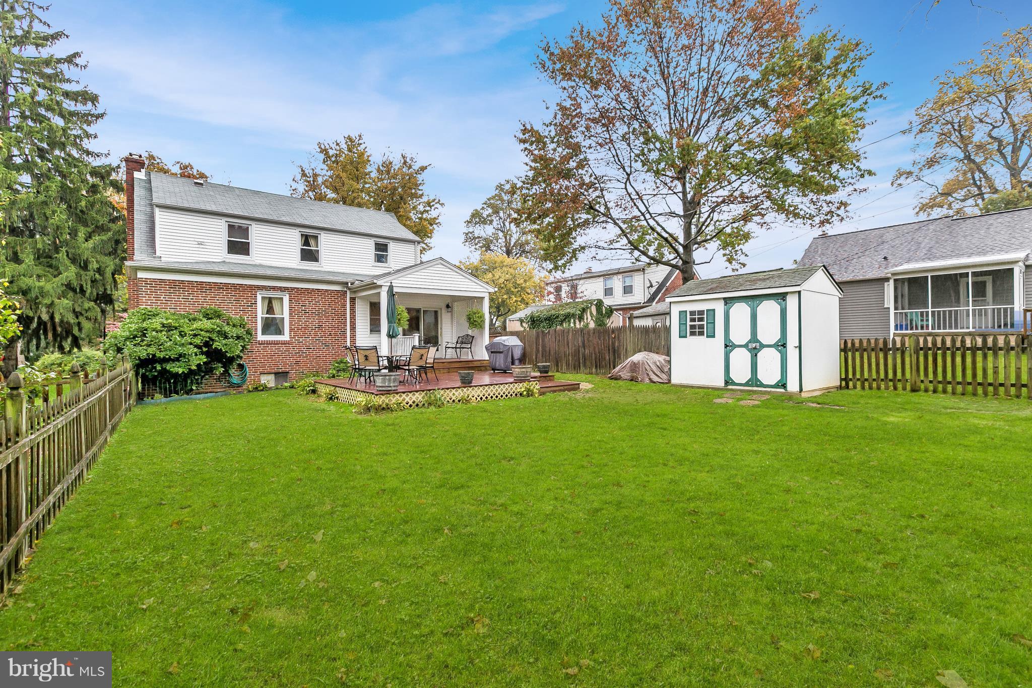 22 Dunvegan Road Baltimore, MD 21228 - Photo 27 of 30 Fenced backyard Great for kids & pets!