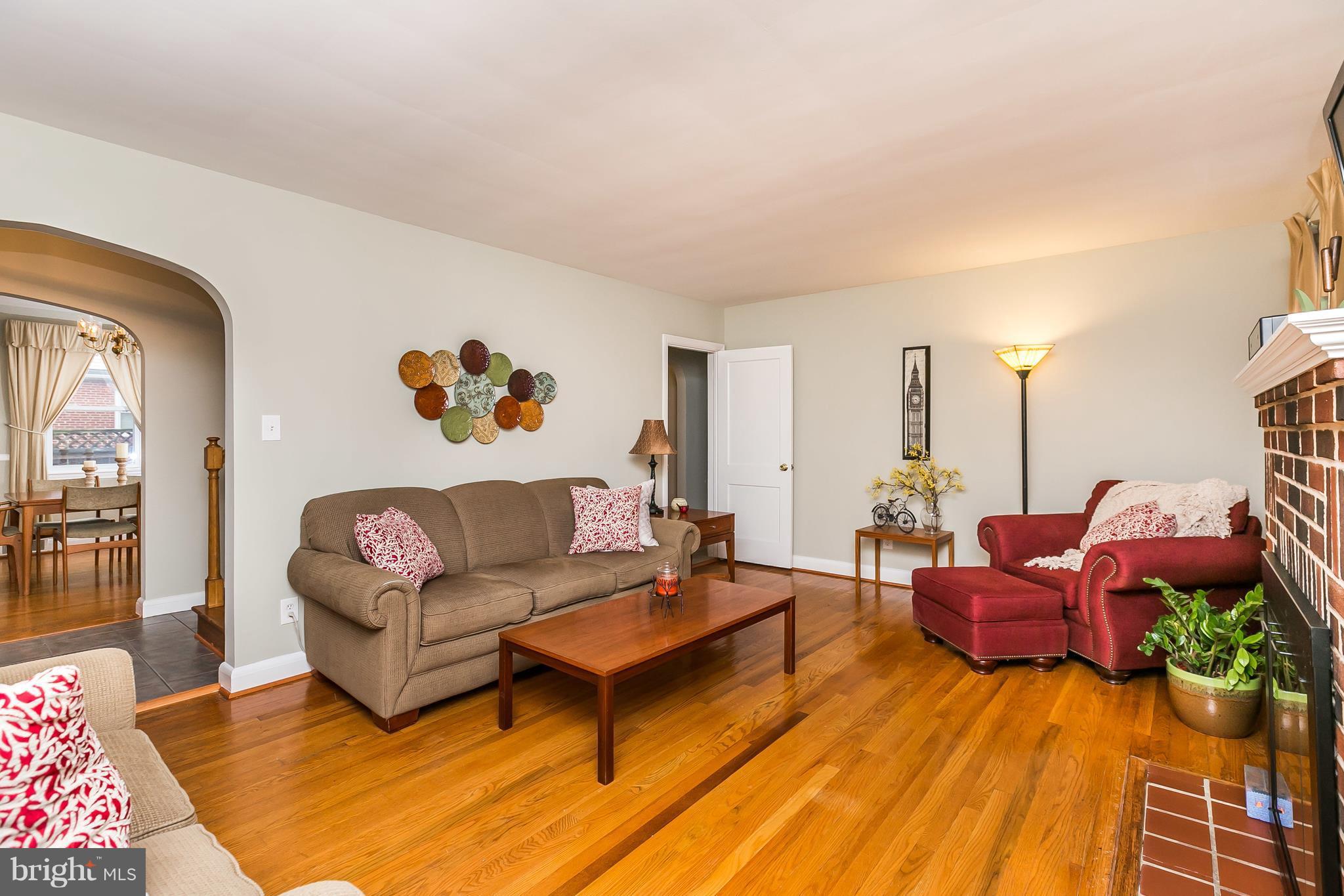 22 Dunvegan Road Baltimore, MD 21228 - Photo 5 of 30 Charming curved archways
