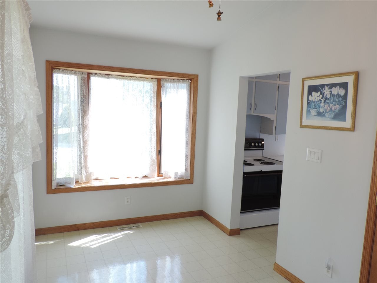 836 Maxwell Street Waterloo, IA 50701 - Photo 9 of 12 Gallery Image 9