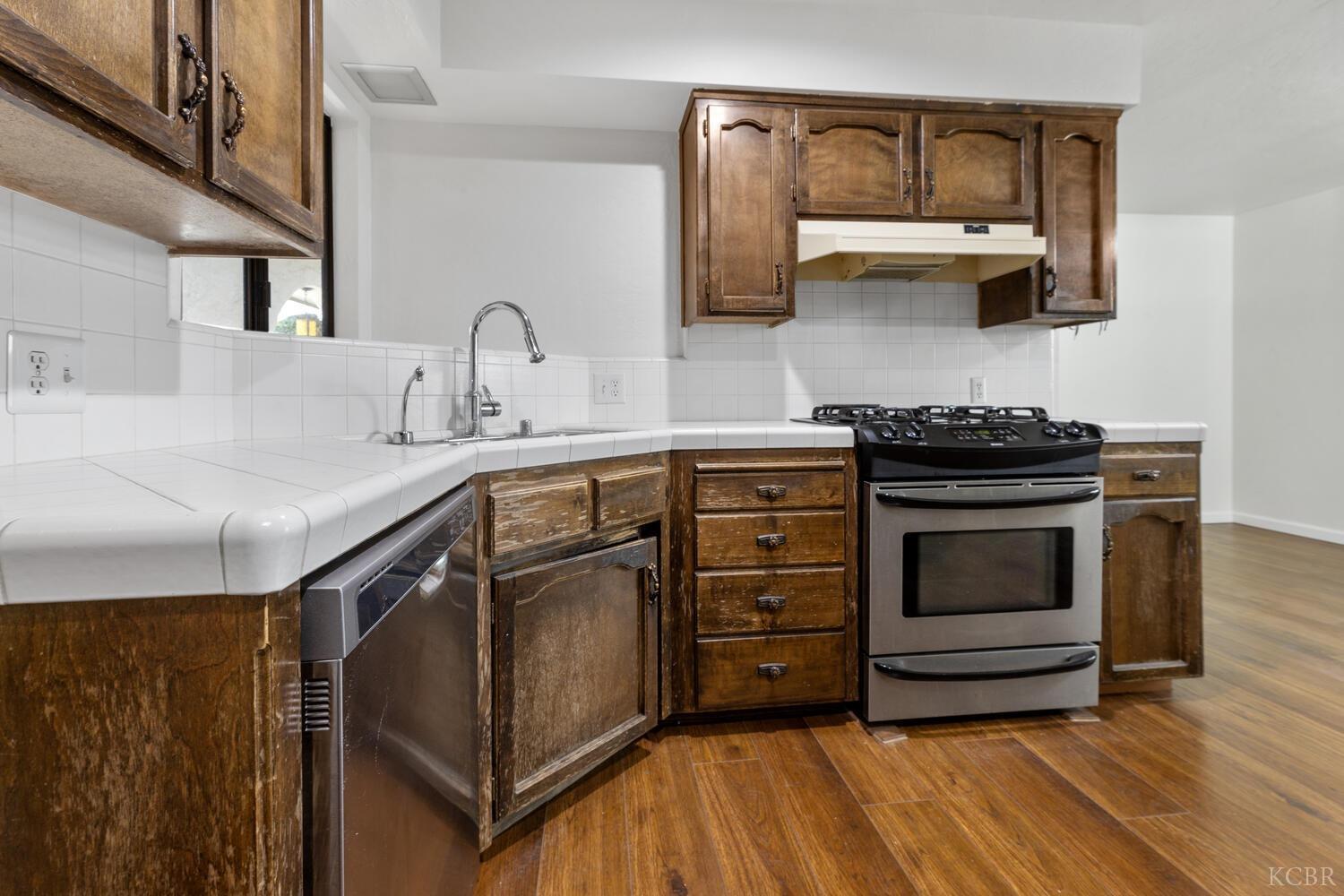 1014 Raymond Road Hanford, CA 93230 - Photo 14 of 36 Gallery Image 14
