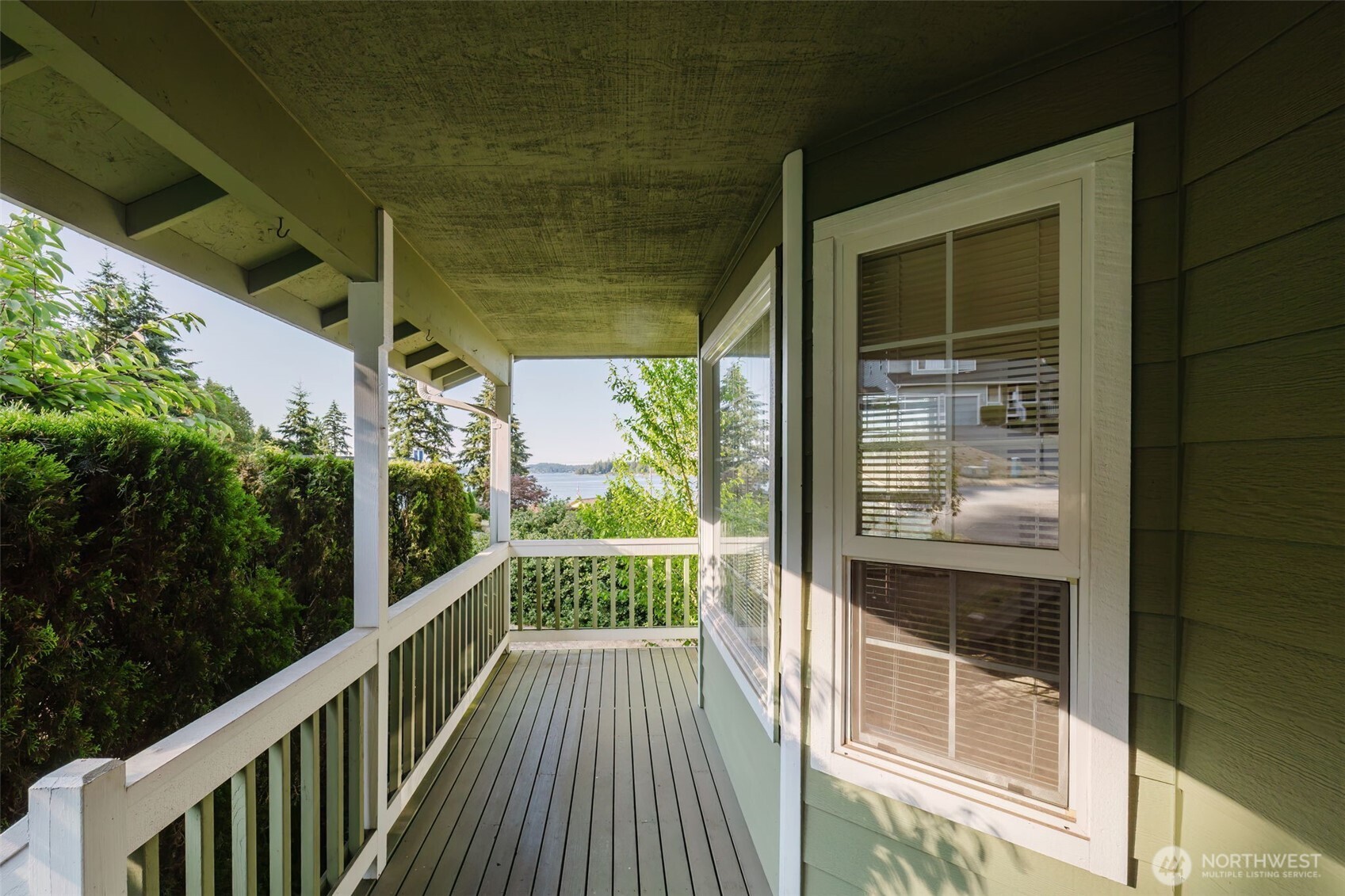 5305 Harbor Ridge Bremerton, WA 98312 - Photo 4 of 39