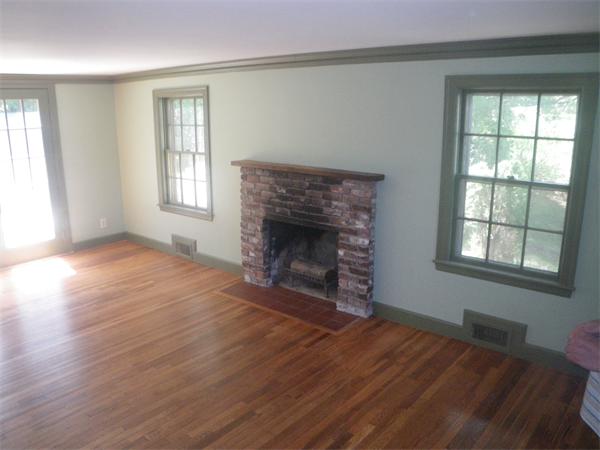 8 MacArthur Road Natick, MA 01760 - Photo 2 of 7 Gallery Image 2