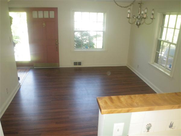 8 MacArthur Road Natick, MA 01760 - Photo 3 of 7 Gallery Image 3