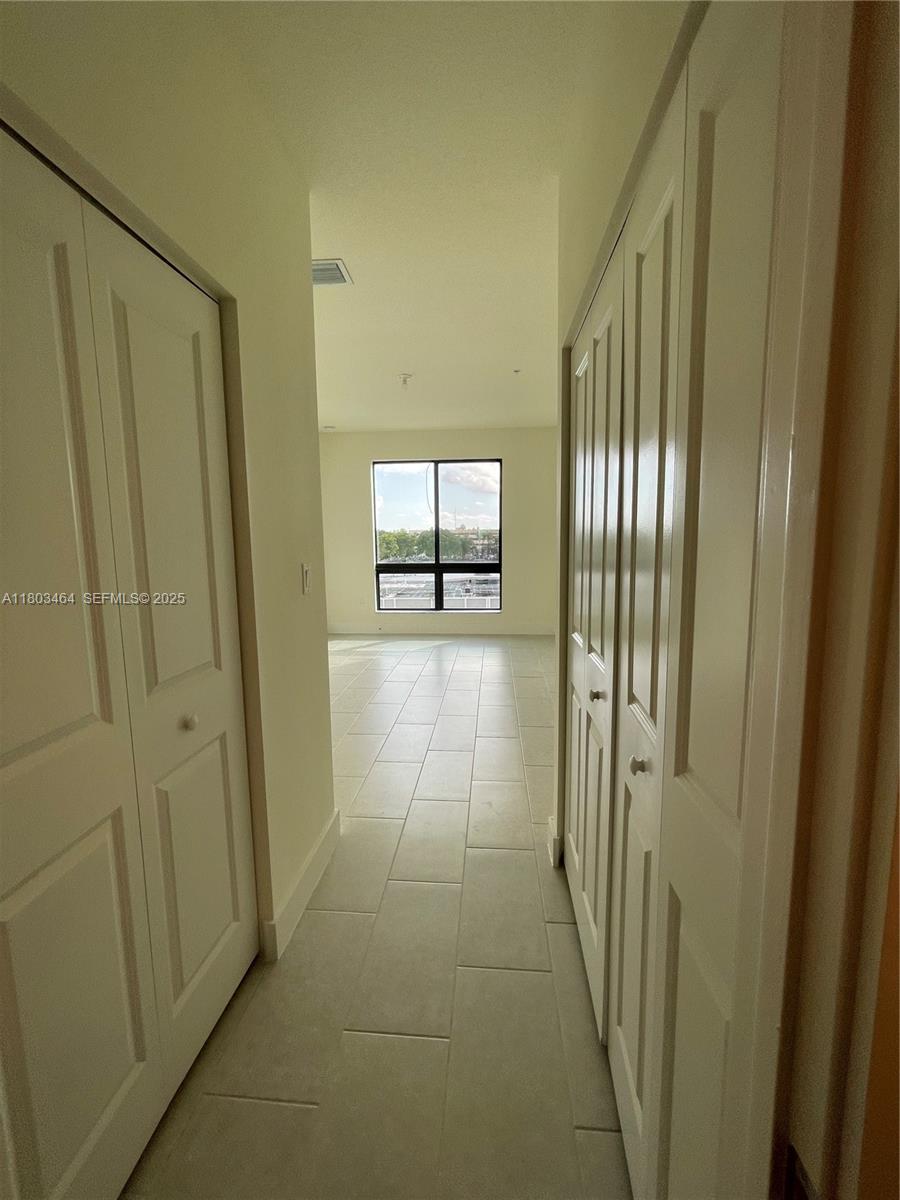 8167 Northwest 41st Street, Unit E409 Doral, FL 33166 - Photo 14 of 24
