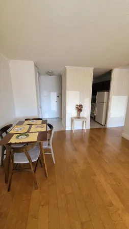 $2,200 | 1340 North Dearborn Street, Unit 7D, Chicago, IL 60610