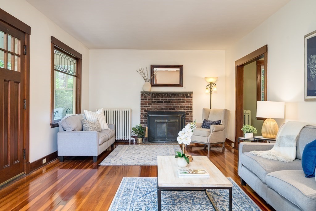 16 Henderson Street Needham, MA 02492 - Photo 5 of 30