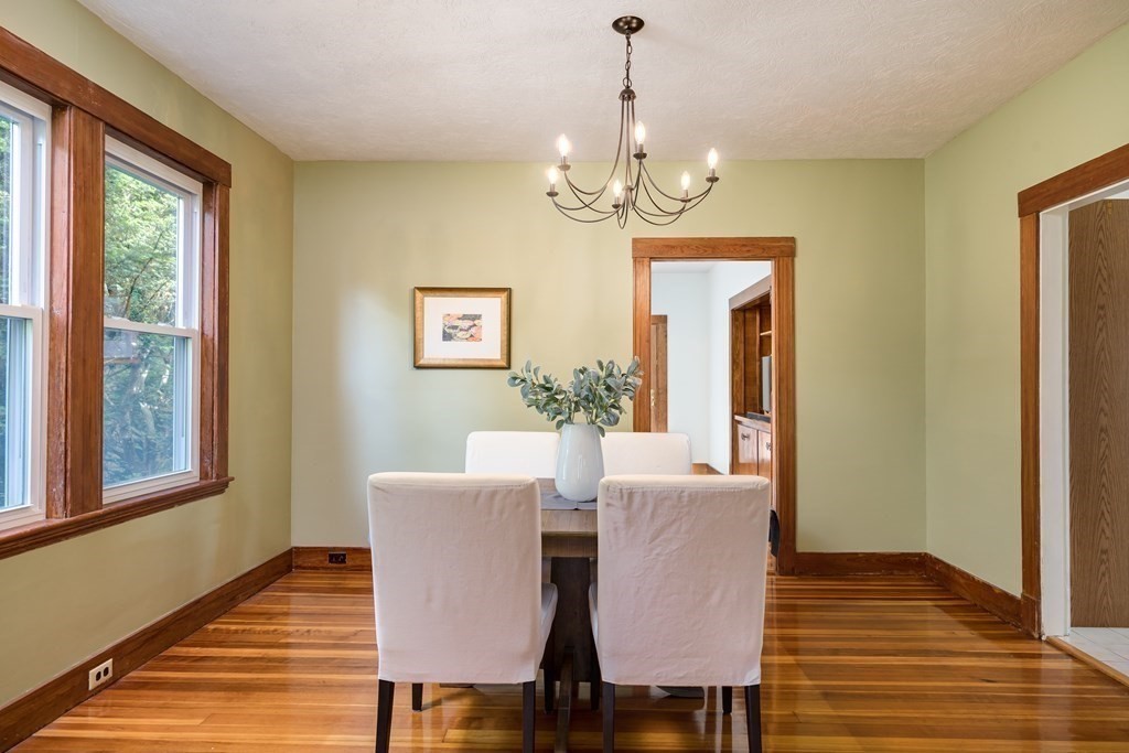 16 Henderson Street Needham, MA 02492 - Photo 7 of 30