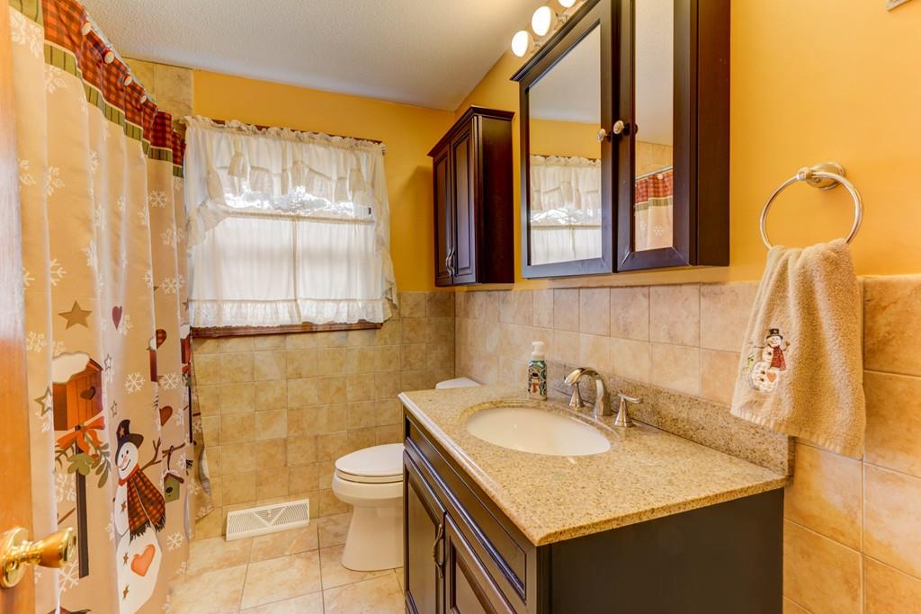 3 Meadow Road Medway, MA 02053 - Photo 17 of 26 Gallery Image 17