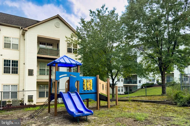 a view of outdoor space yard and patio