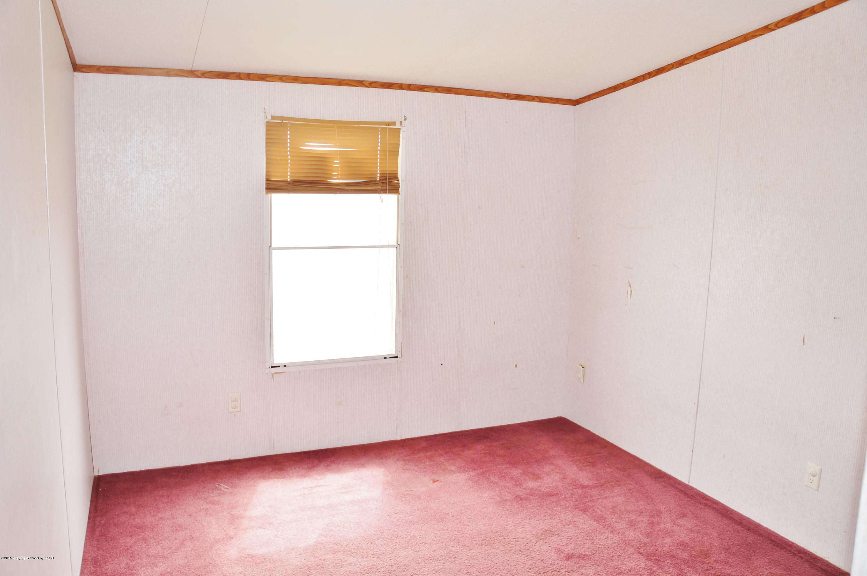 6202 Susie Road Amarillo, TX 79118 - Photo 7 of 19 DSC06514.JPG