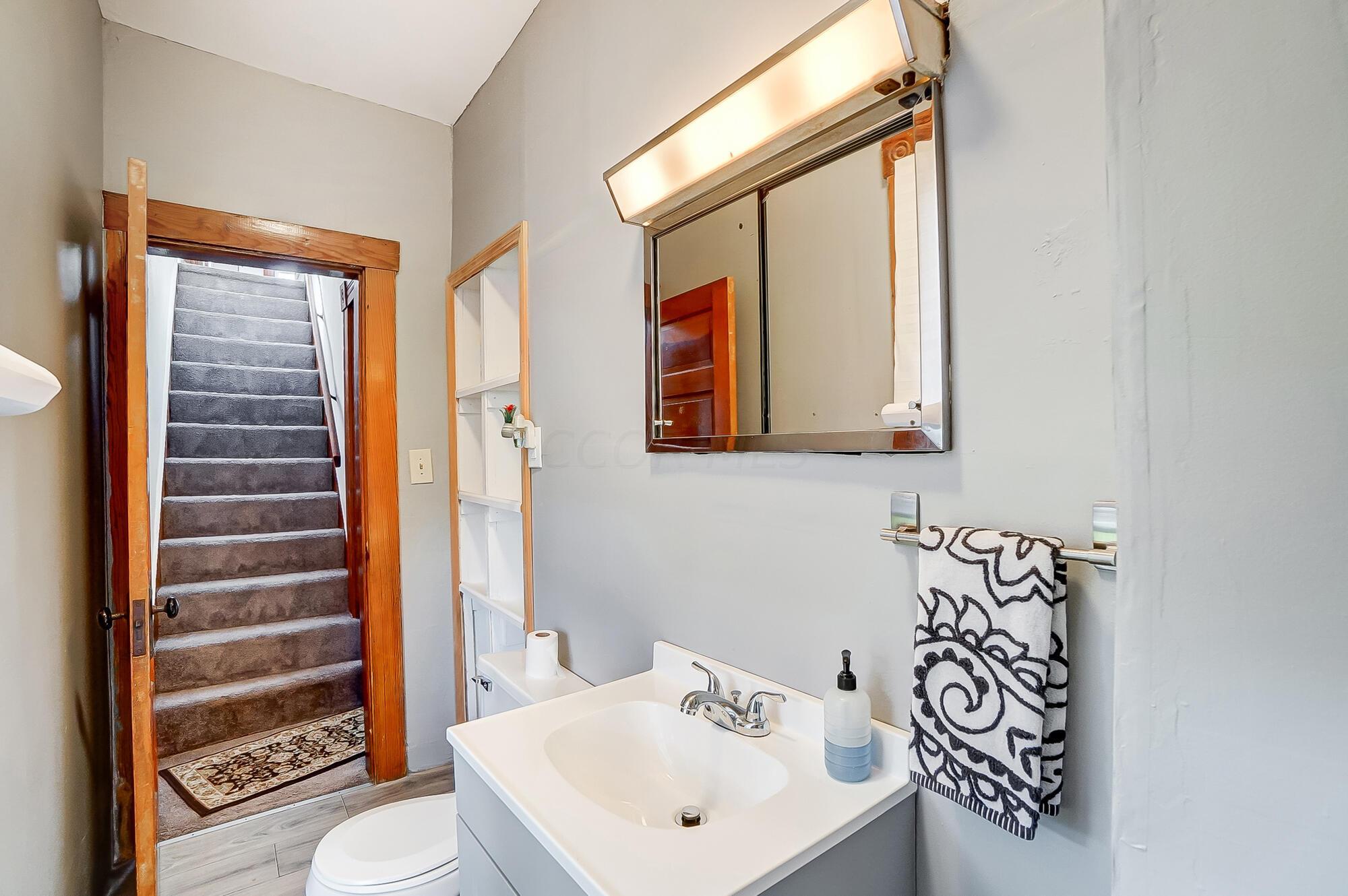 224 Rice Street Springfield, OH 45505 - Photo 17 of 29 018