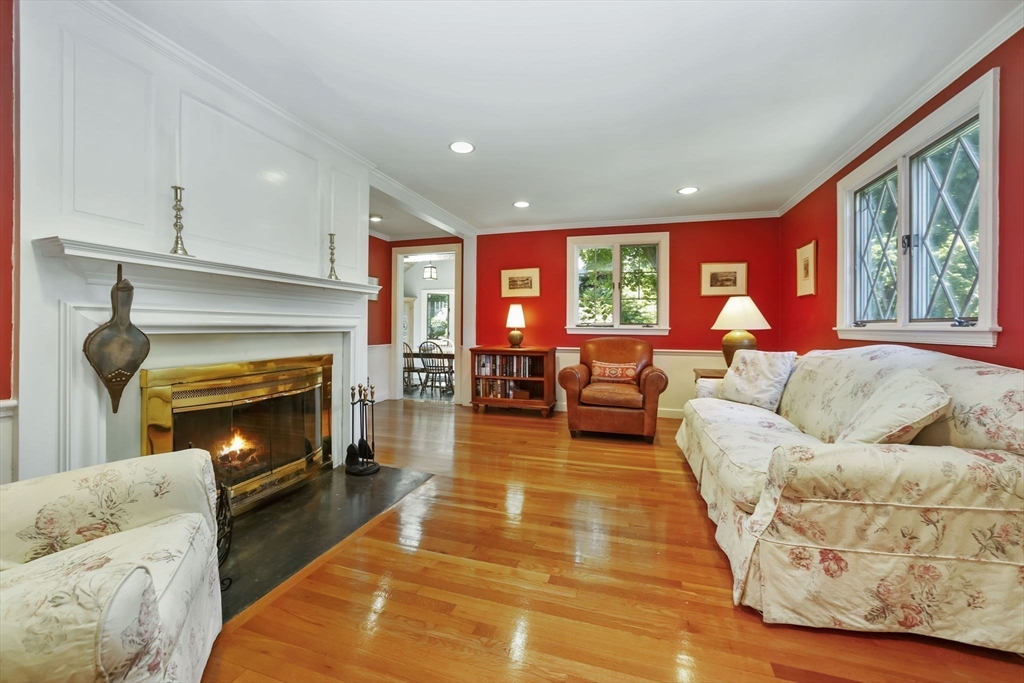 7 Ardley Road Winchester, MA 01890 - Photo 3 of 26 Gallery Image 3