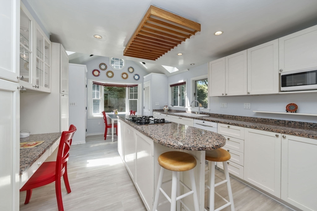 7 Ardley Road Winchester, MA 01890 - Photo 6 of 26 Gallery Image 6