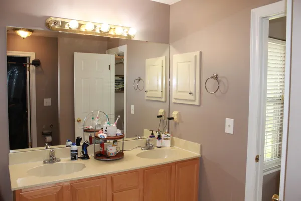 $2,700 | 63 Norwich Circle, Niceville, FL 32578