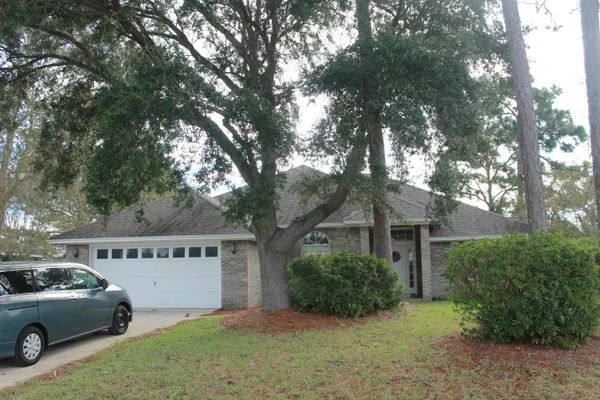 $2,700 | 63 Norwich Circle, Niceville, FL 32578