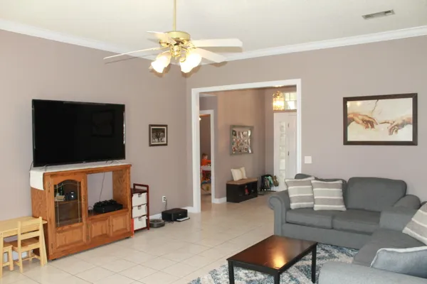 $2,700 | 63 Norwich Circle, Niceville, FL 32578