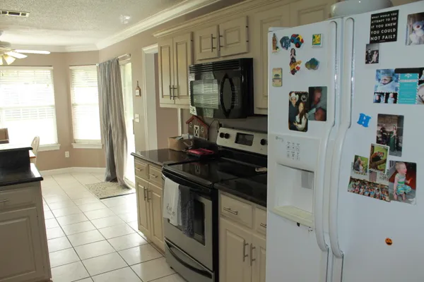 $2,700 | 63 Norwich Circle, Niceville, FL 32578