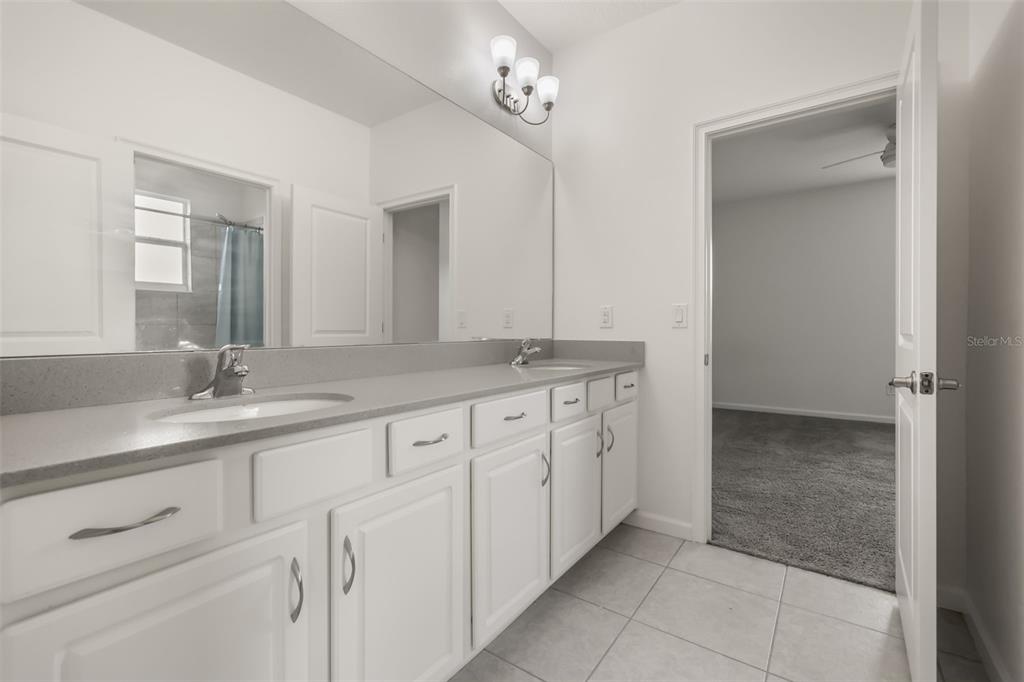 1078 Castlevecchio Loop Orlando, FL 32825 - Photo 16 of 43