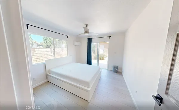 $2,545 | 5637 Redwood Avenue, Unit B, Palmdale, CA 93551