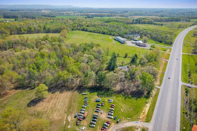 $380,000 | 10157 Manchester Highway, Morrison, TN 37357