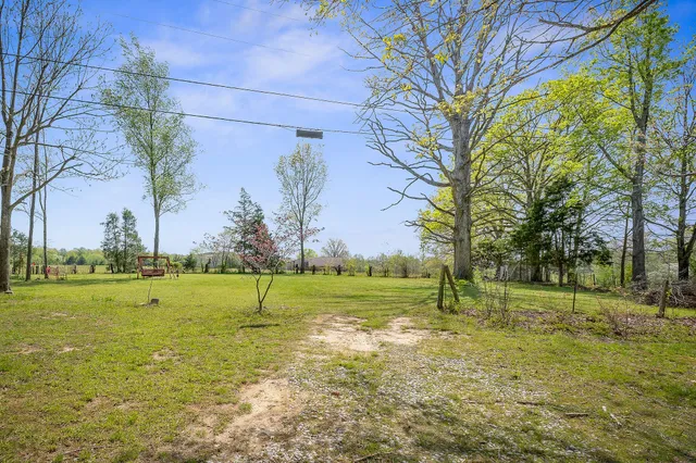 $380,000 | 10157 Manchester Highway, Morrison, TN 37357