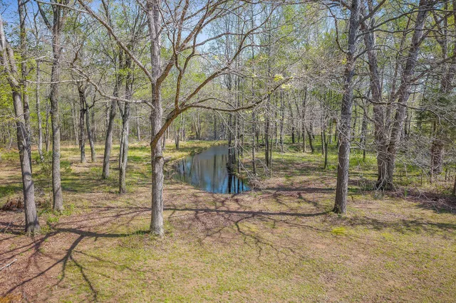 $380,000 | 10157 Manchester Highway, Morrison, TN 37357