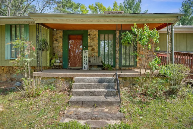 $380,000 | 10157 Manchester Highway, Morrison, TN 37357