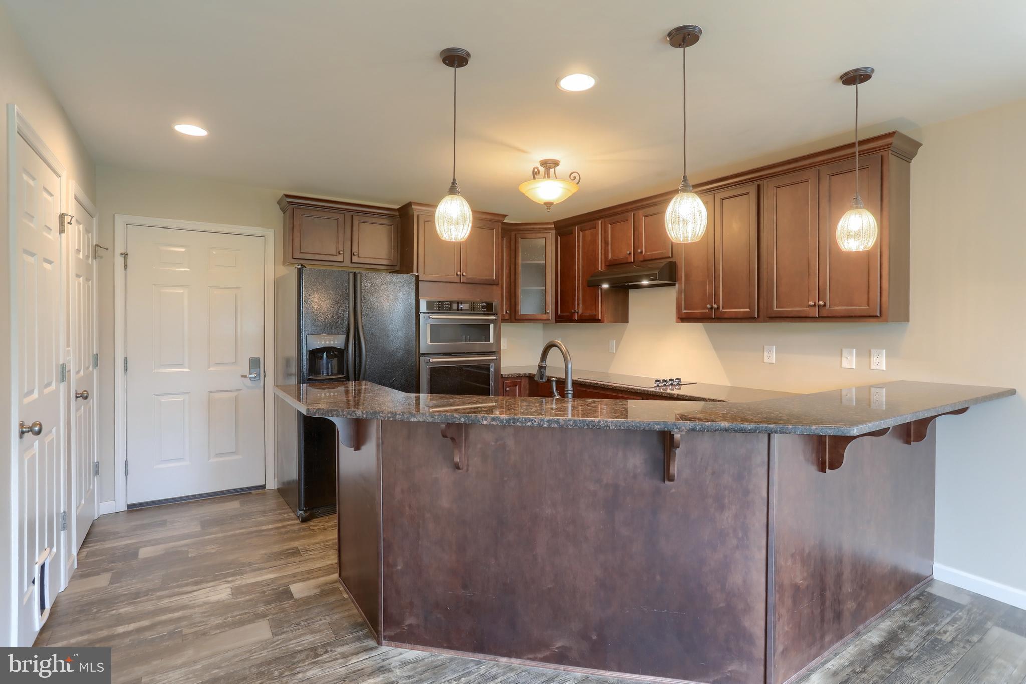 3 Blue Jay Lebanon, PA 17042 - Photo 14 of 44 Granite Couters