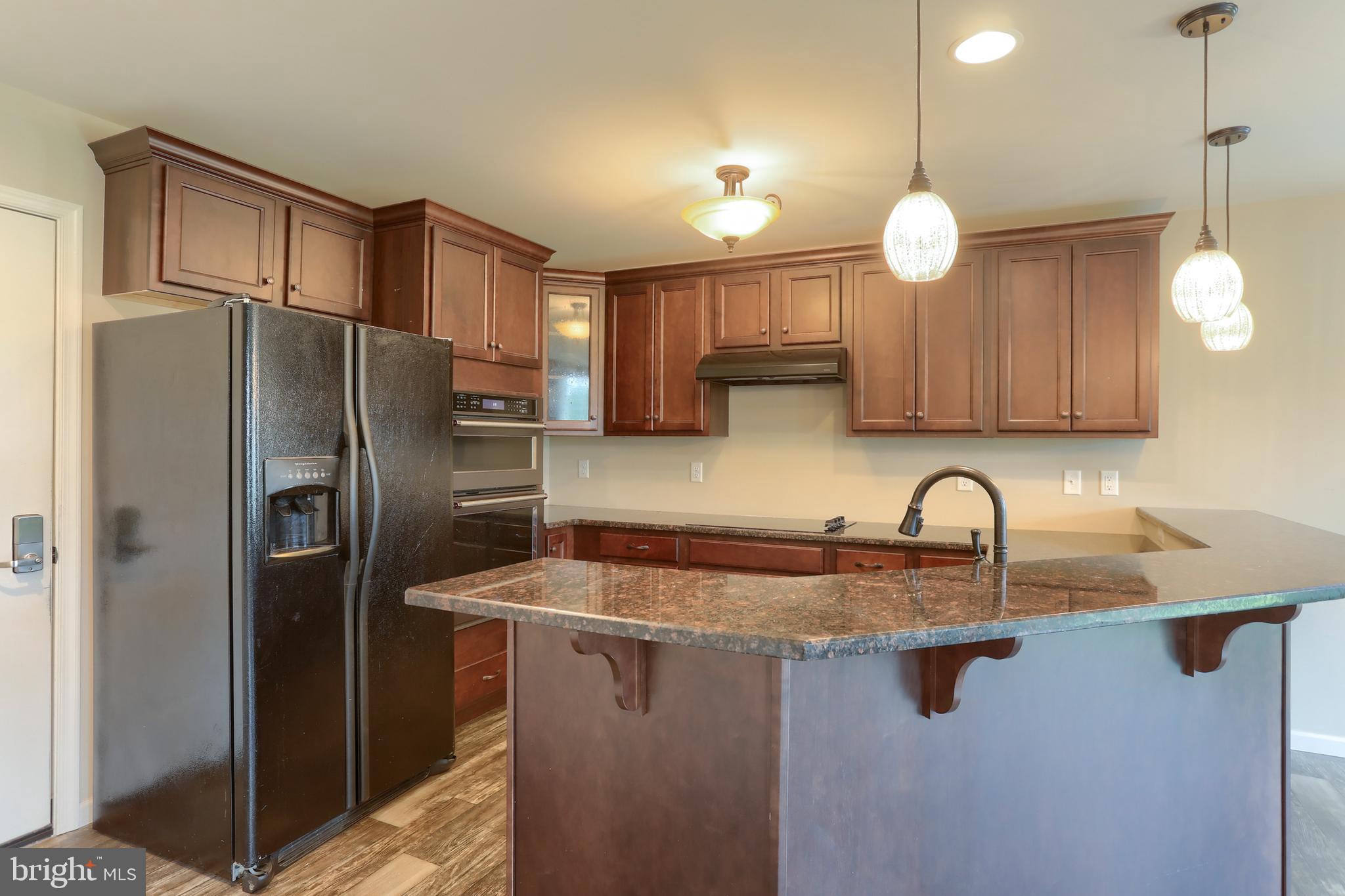 3 Blue Jay Lebanon, PA 17042 - Photo 15 of 44 Kitchenaid Convection/Micowave Oven