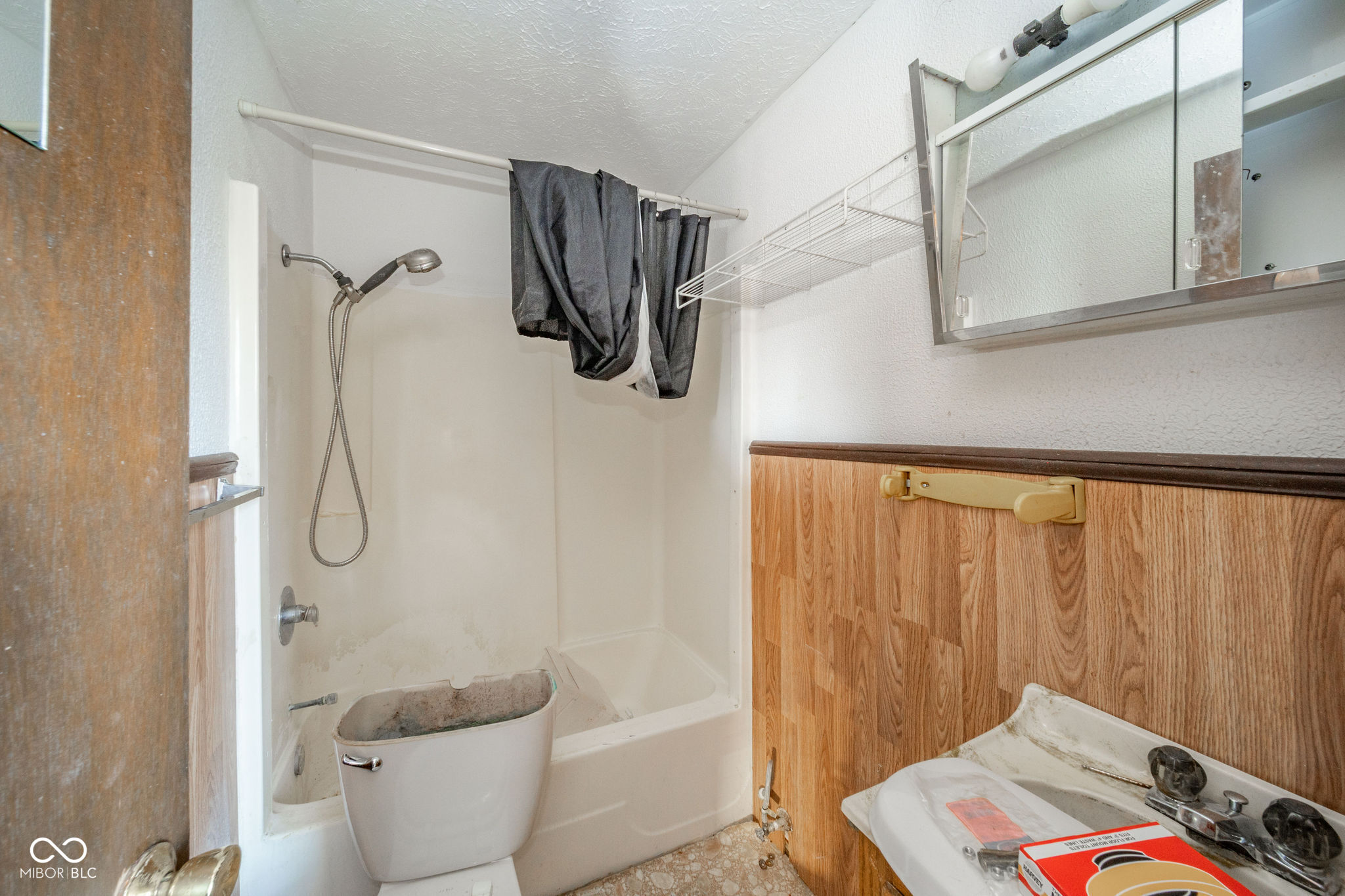 810 South Harrison Street Alexandria, IN 46001 - Photo 14 of 24