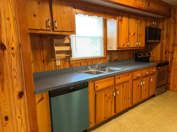 $184,000 | 545 Hickory Avenue, Johnsonville, SC 29555