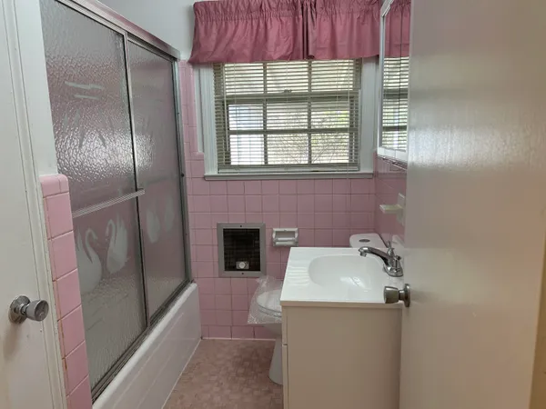 $184,000 | 545 Hickory Avenue, Johnsonville, SC 29555