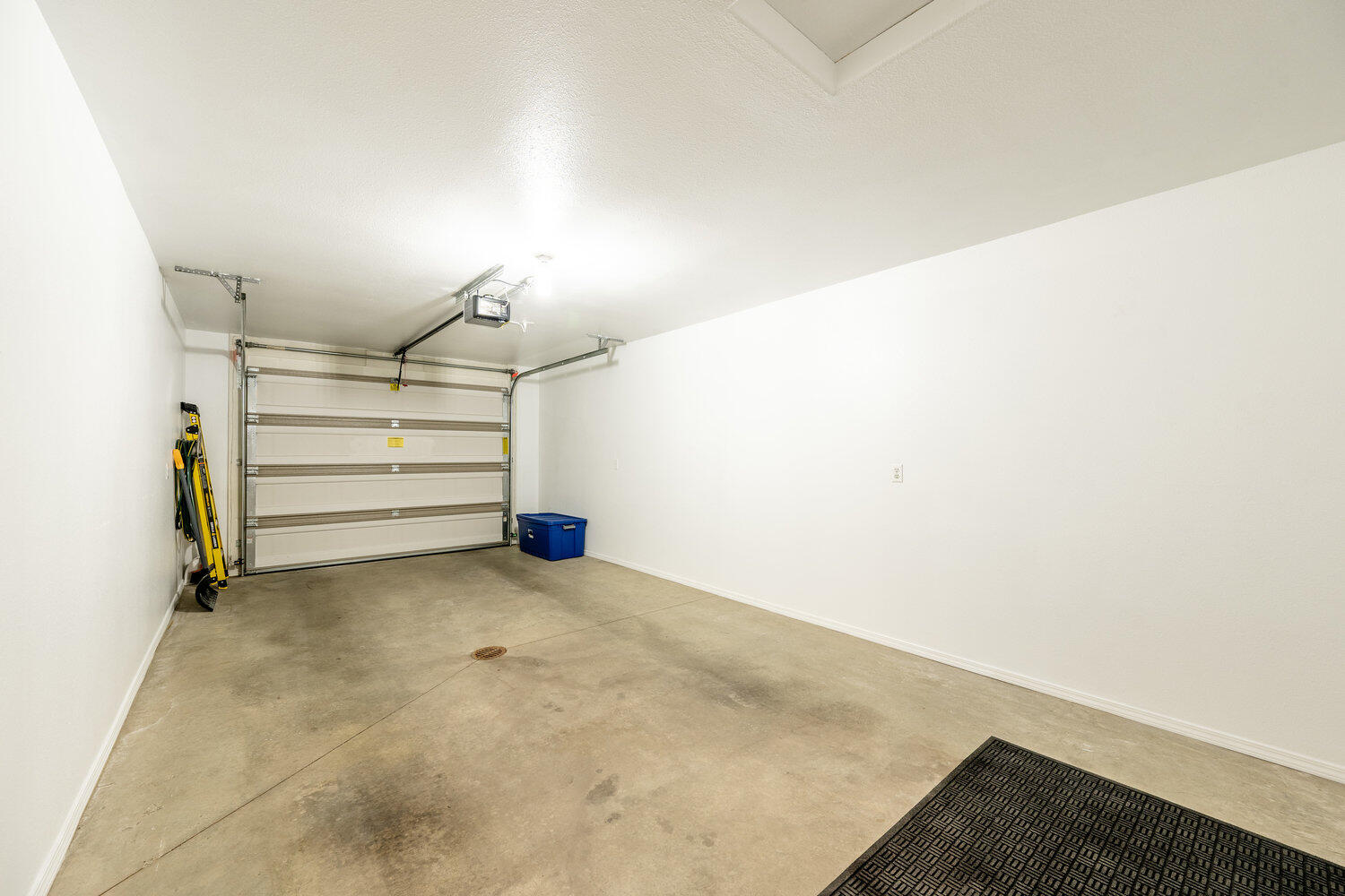 484 Blue Sky Court Sheridan, WY 82801 - Photo 25 of 25 027_dsc_5375-hdr_235