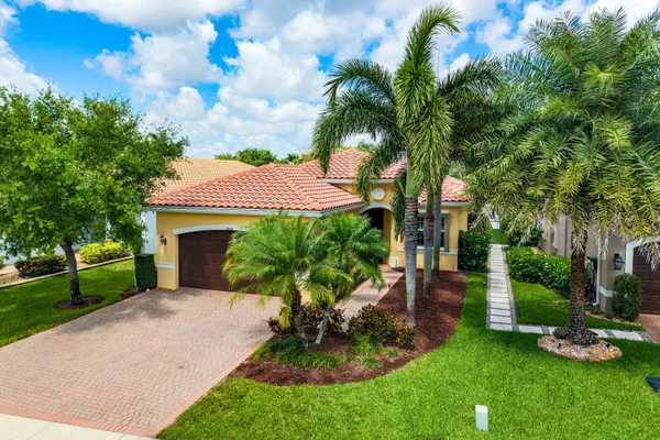 $749,000 | 8136 Pinnacle Pass Way, Boynton Beach, FL 33473