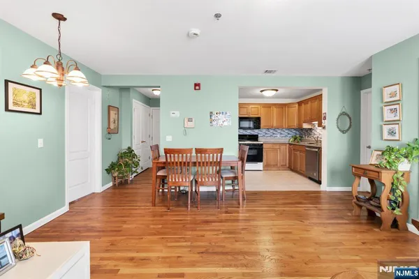 $415,000 | 241 Union Street, Unit 302, Hackensack, NJ 07601