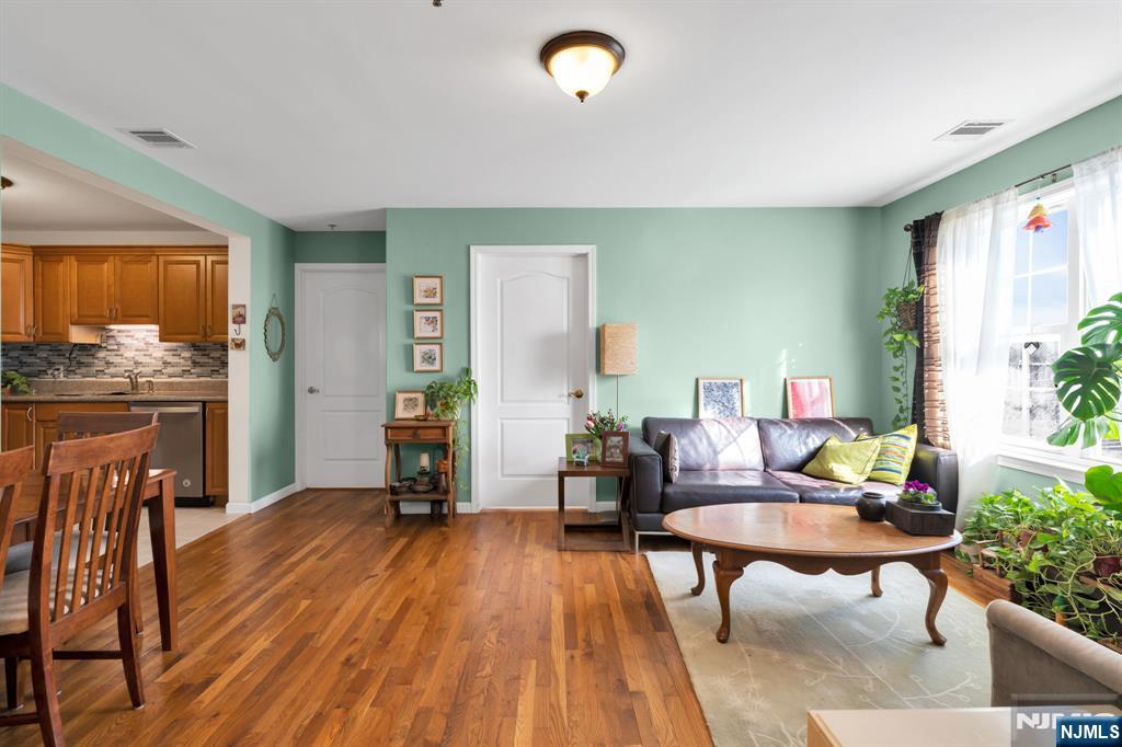 241 Union Street, Unit 302 Hackensack, NJ 07601 - Photo 7 of 20